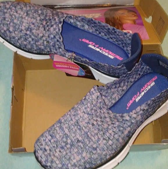 skechers weave shoes